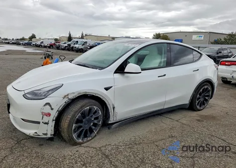 2021 Tesla Model Y z USA, uszkodzony, nr VIN 5YJYGDEE9MF161996